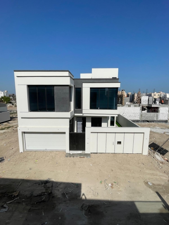 property 104 image 0