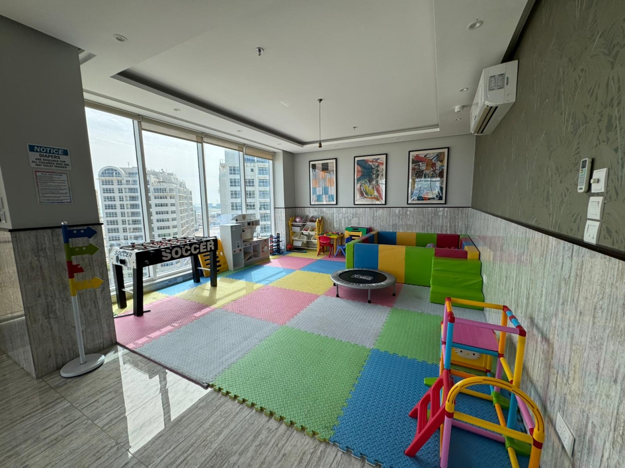 property 11 image 10