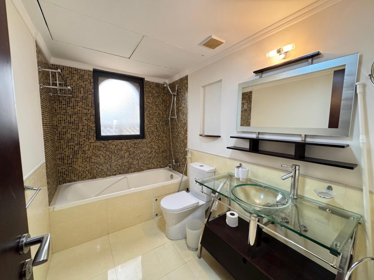 property 19 image 9