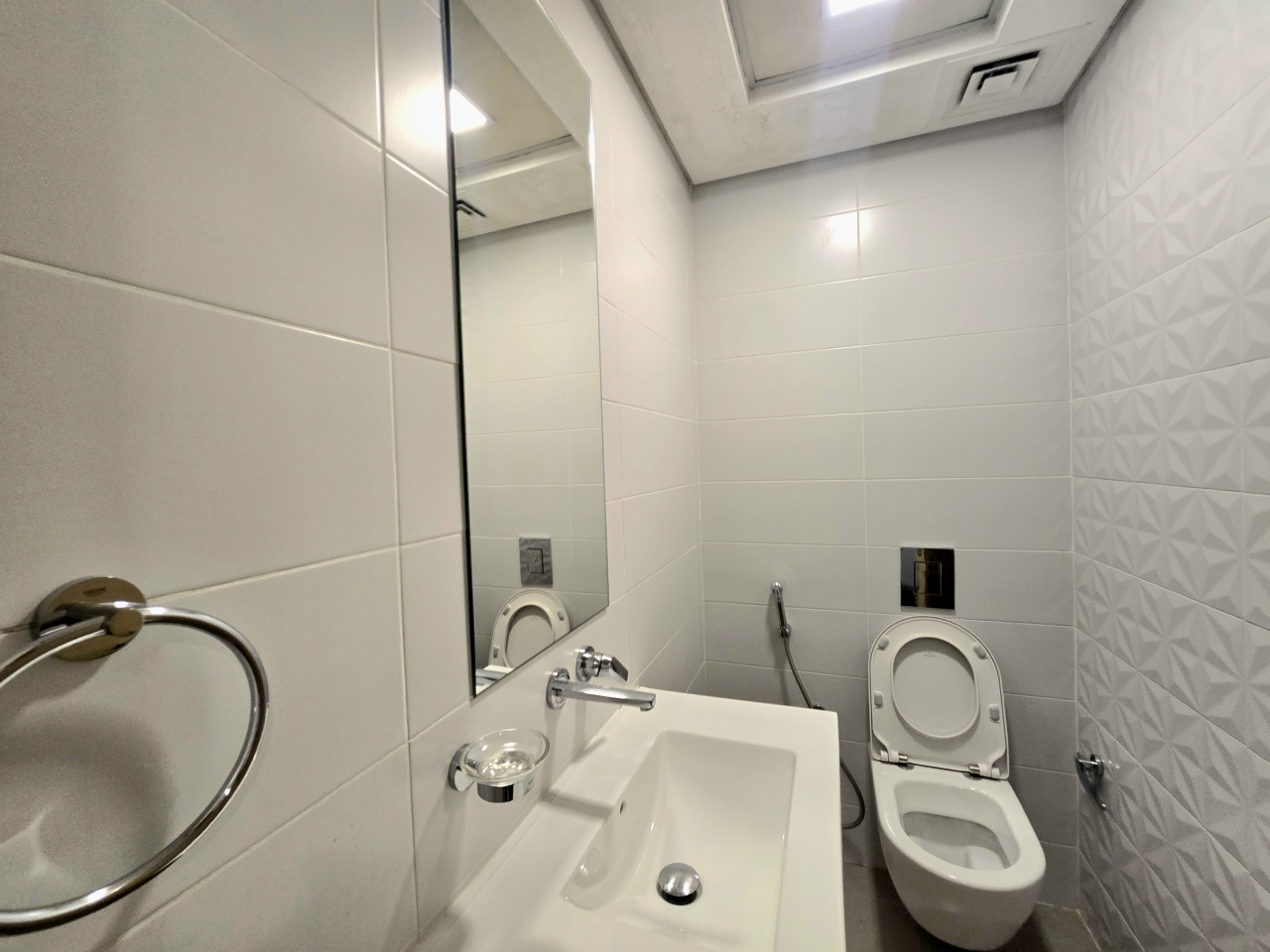 property 216 image 5