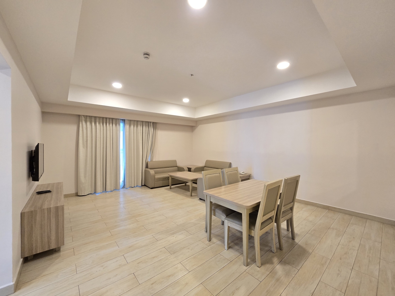 property 240 image 0