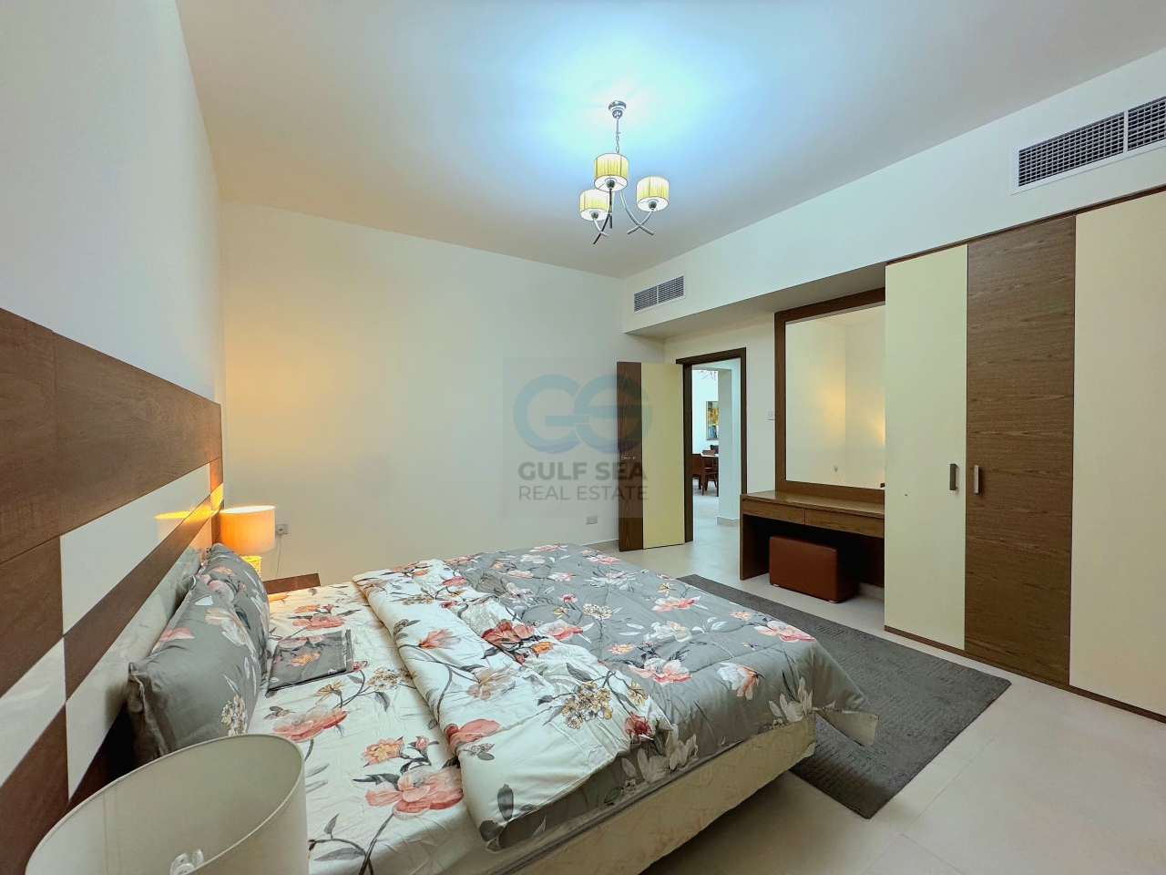 property 263 image 0