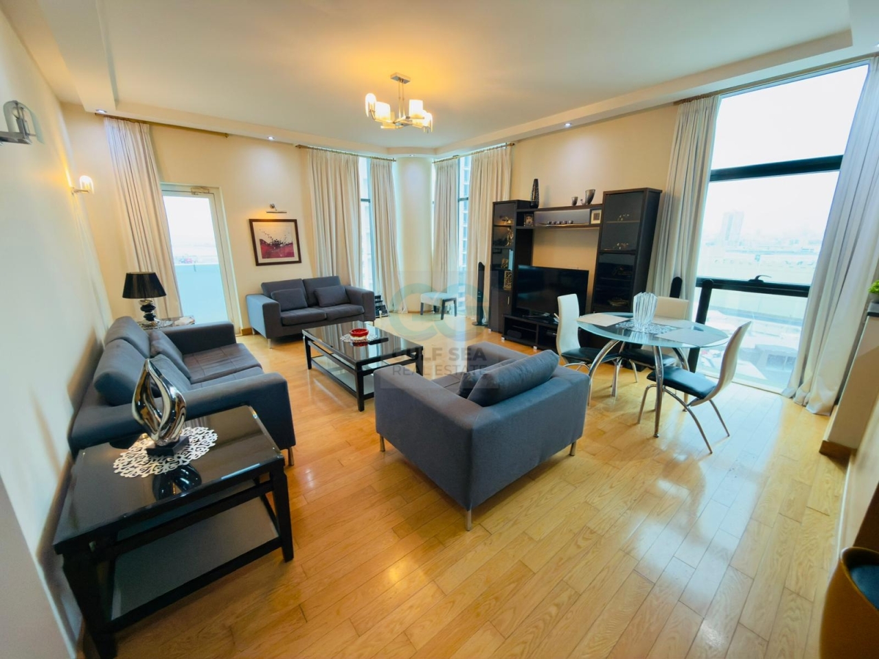 property 284 image 0