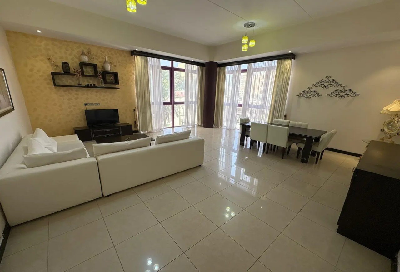 property 290 image 0
