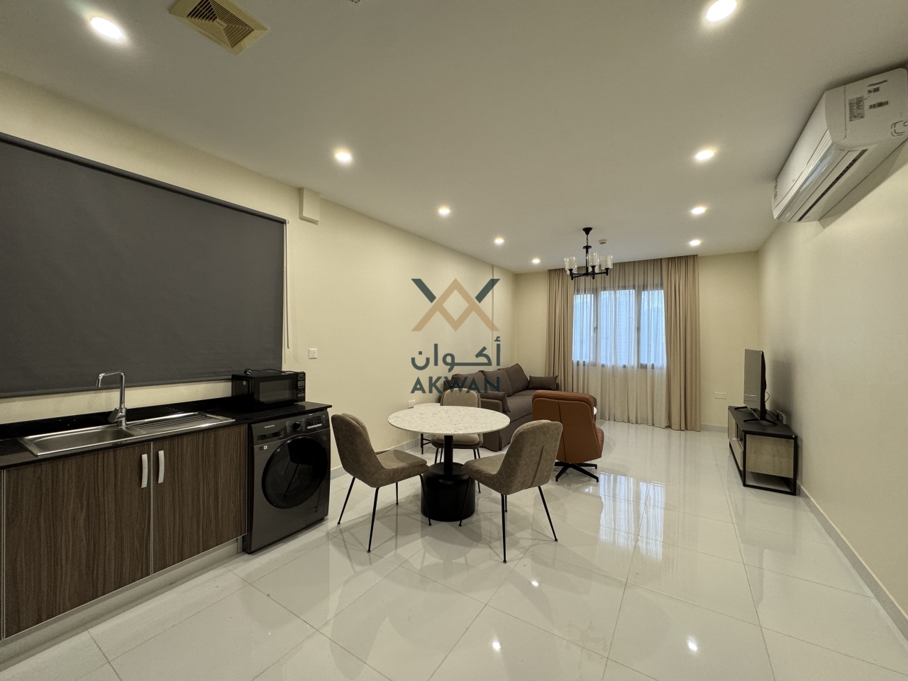 property 302 image 0
