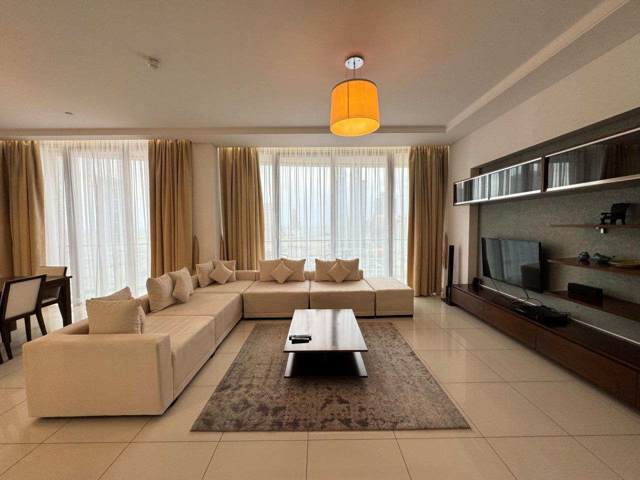 property 7 image 2